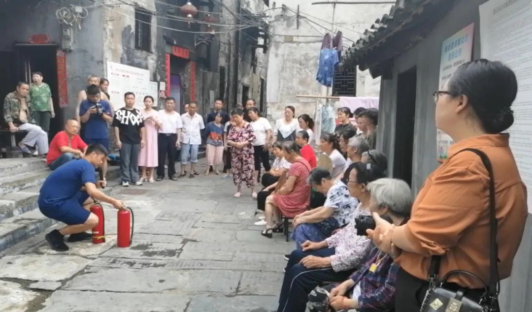 “藍朋友”帶你get新技能