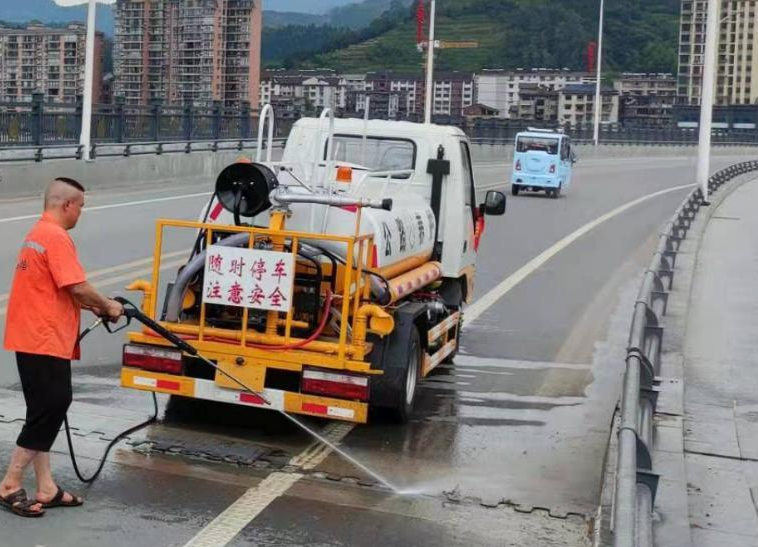 聞“雨”而動(dòng)，守護(hù)道路平安