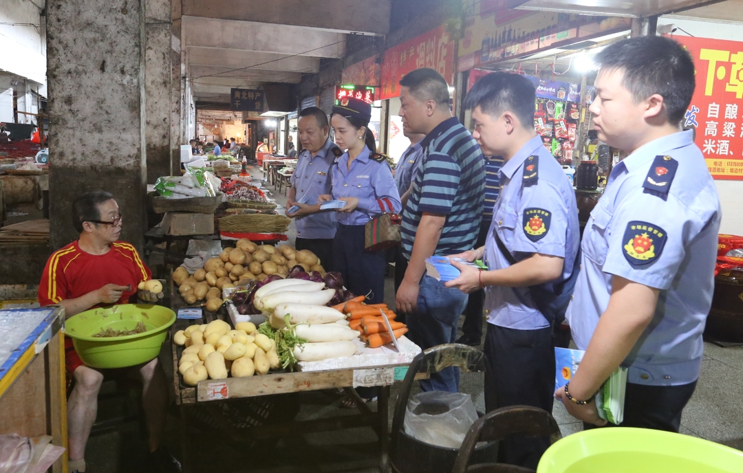 洪江区市场监管局加大宣传力度，织牢防溺水安全网