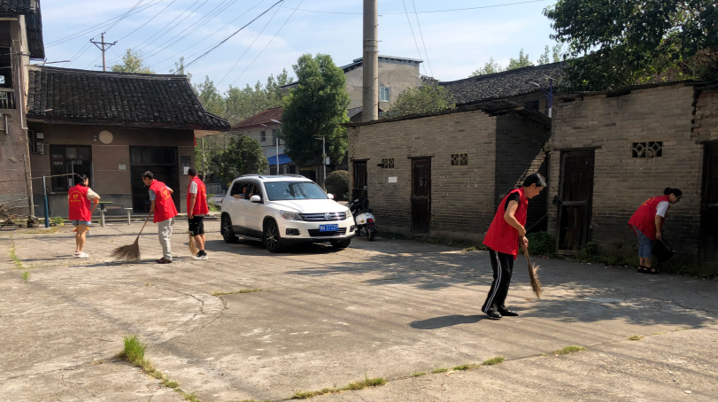 ?衛(wèi)生大清掃，黨員我先行