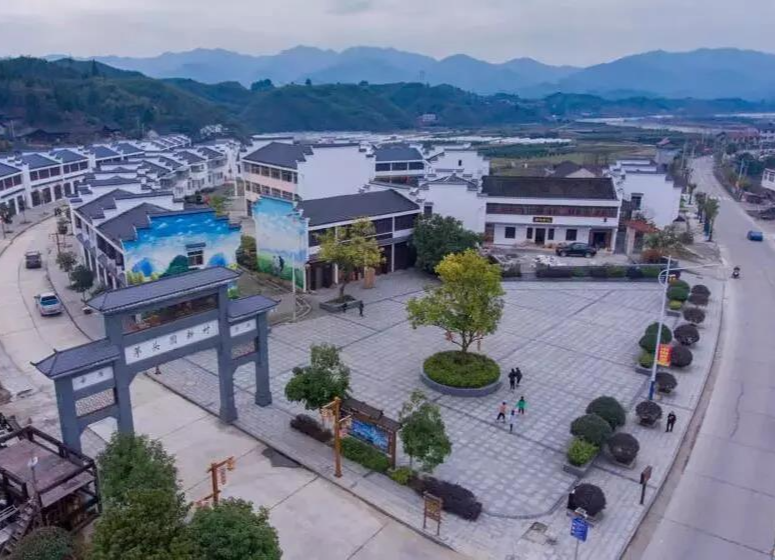 明天的茅頭園村，美！滴！很！