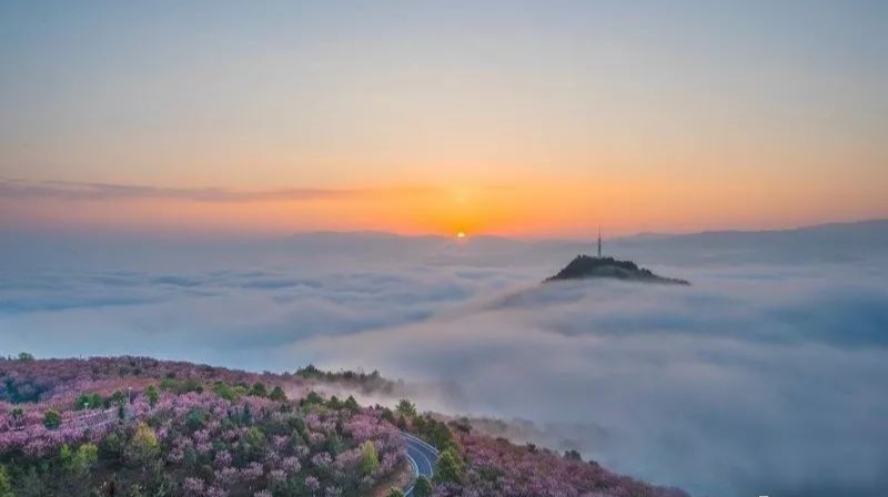 今天！飛越湖南，祝祖國生日快樂?。?′12″處有驚喜?。?！