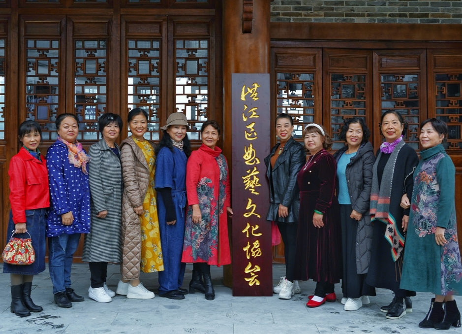 就在昨天，洪江區(qū)又多了一個文化陣地！！