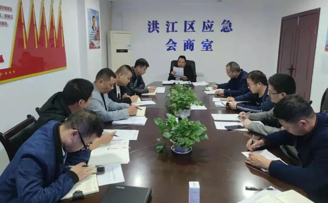 整治馬路市場 消除安全隱患