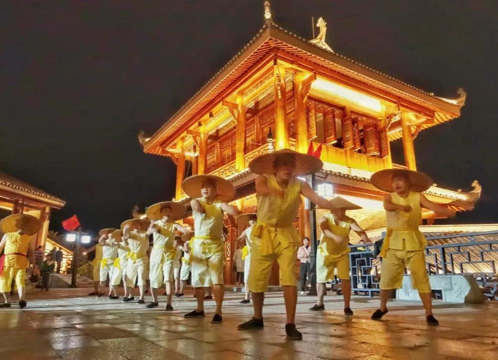 明晚首演！“一代洪商”沉浸式夜游全新登場！
