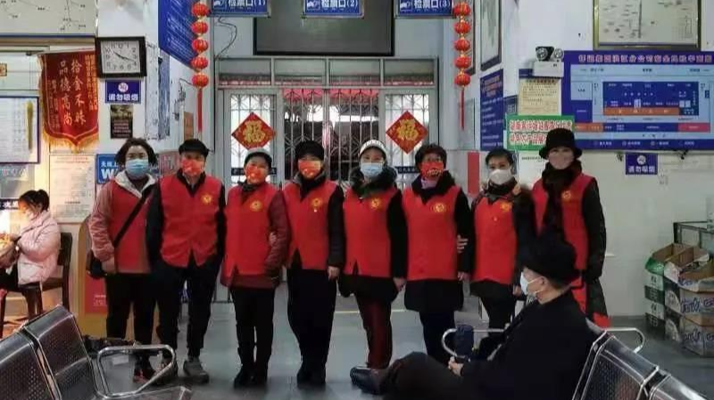 強(qiáng)化交通安全宣傳，護(hù)航平安回家路