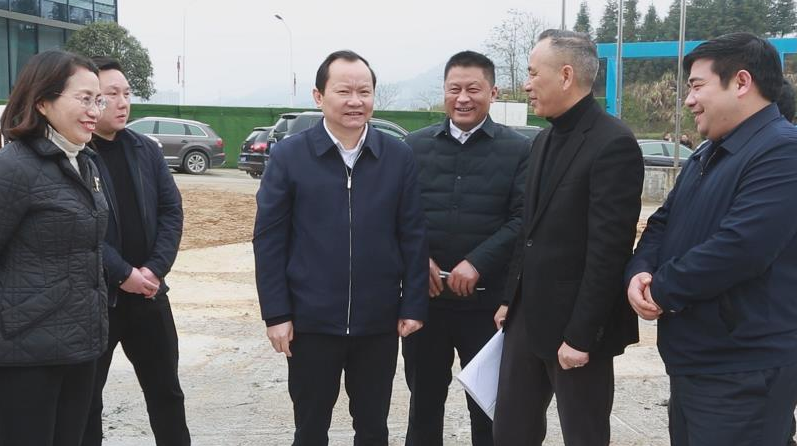 劉曉明：科學(xué)規(guī)劃 合理布局 不斷提升城市品位和市民幸福指數(shù)