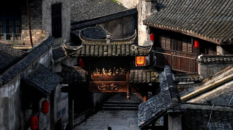 揭秘《一代洪商》：百年前的“洪江淘金熱”有多火？