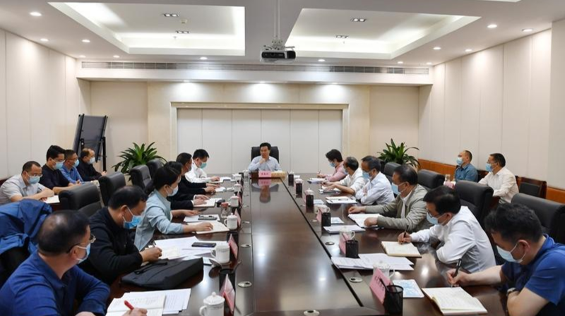黎春秋在聽取電視劇《一代洪商》宣傳推介暨洪江古商城文旅發(fā)展工作時強調：把握機會借勢而為持續(xù)發(fā)力 將洪江古商城乃至懷化文旅發(fā)展推向新高地