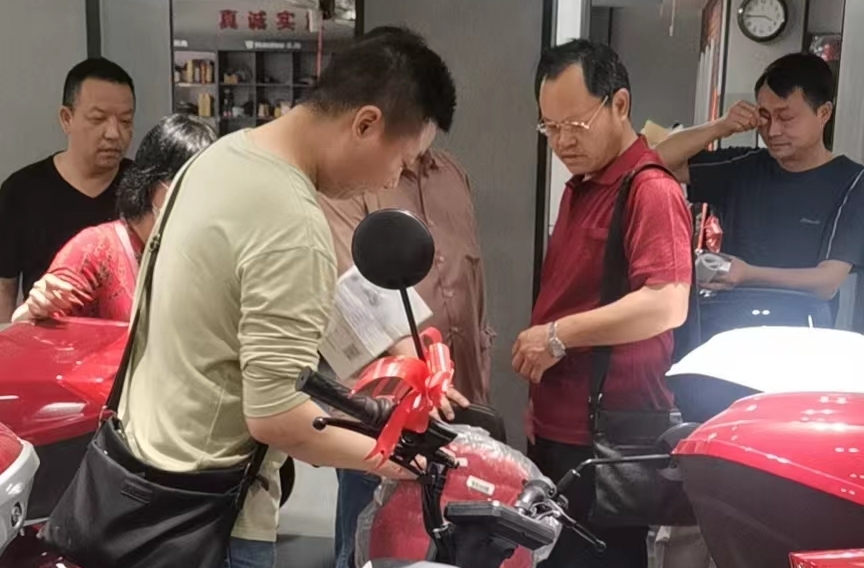 銷(xiāo)售“問(wèn)題”車(chē)輛，嚴(yán)查！