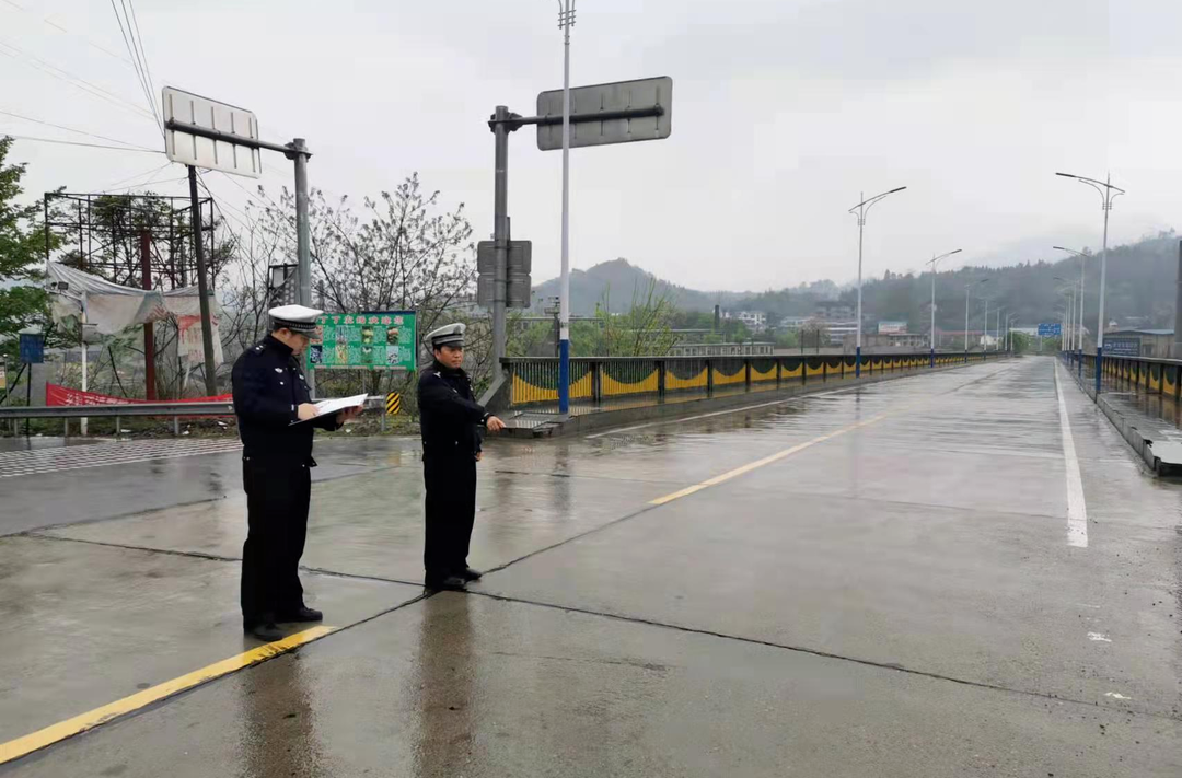 強化農(nóng)村道路隱患排查，筑牢交通安全防線