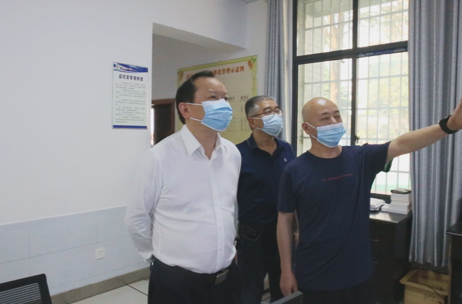劉曉明：以最優(yōu)的服務保障 全力以赴確保高考安全有序進行