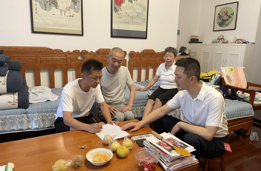 廉政家訪暖人心，畫好清廉“‘桐’心圓”