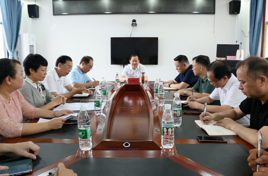 劉曉明：主動靠前 精準服務 全力以赴為企業(yè)紓困解難