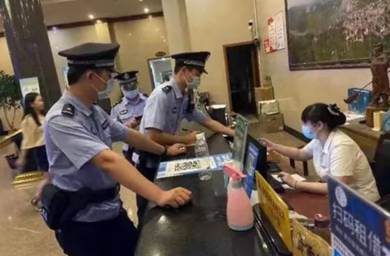 連夜出動(dòng)，為我們的生活保駕護(hù)航！