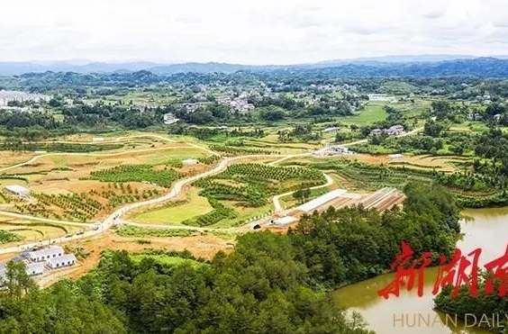 湖南日?qǐng)?bào)頭條︱十萬(wàn)百姓盡開(kāi)顏！懷化這項(xiàng)工作“后半篇文章”寫(xiě)得好！