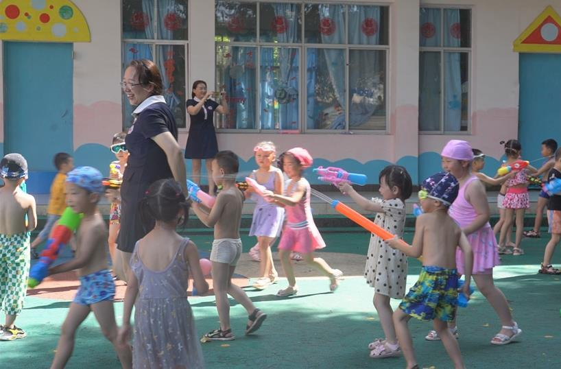 清涼夏日，與水同樂