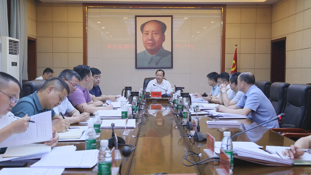 劉曉明主持召開(kāi)區(qū)工委委員會(huì)會(huì)議，重點(diǎn)研究了這些事項(xiàng)