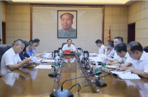 劉曉明主持召開區(qū)工委委員會(huì)（擴(kuò)大）會(huì)議，重點(diǎn)研究了這些事項(xiàng)