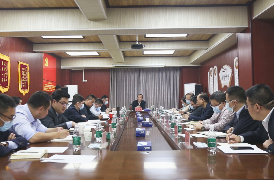 劉曉明：發(fā)揮企業(yè)優(yōu)勢(shì) 創(chuàng)新管理機(jī)制 推動(dòng)城發(fā)集團(tuán)持續(xù)做大做優(yōu)做強(qiáng)