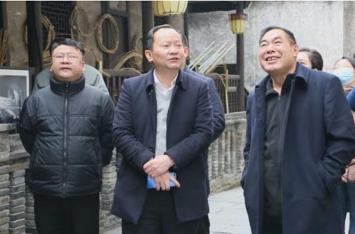 劉曉明：鼓足干勁 決戰(zhàn)決勝首屆懷化市旅游發(fā)展大會(huì)