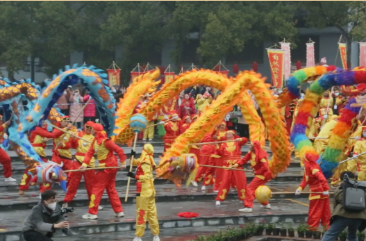 洪江區(qū)：龍騰古城鬧新春 傳統(tǒng)民俗年味濃