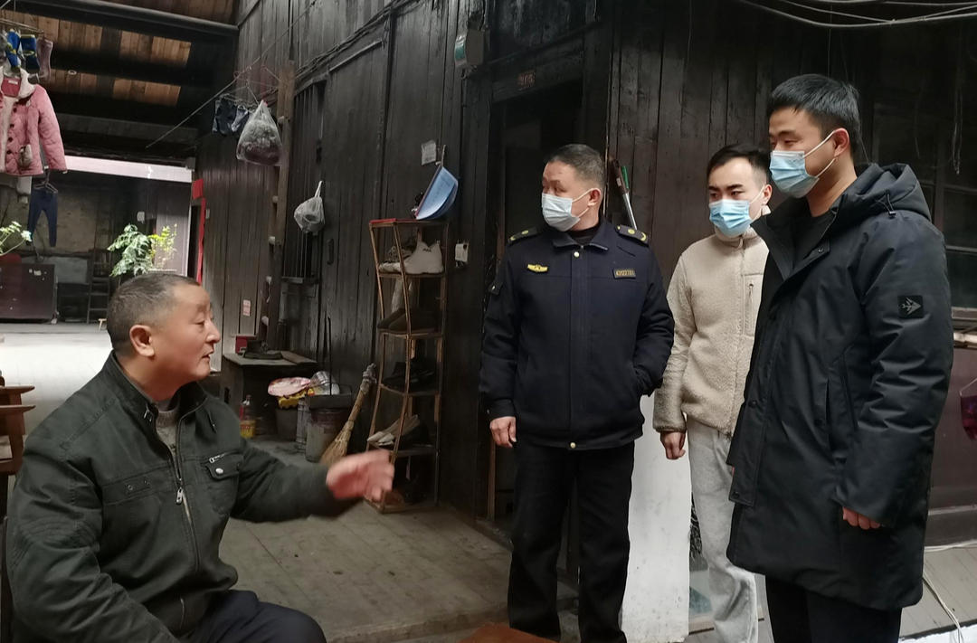 查隱患 防未然 強(qiáng)宣傳，確保古商城安全！