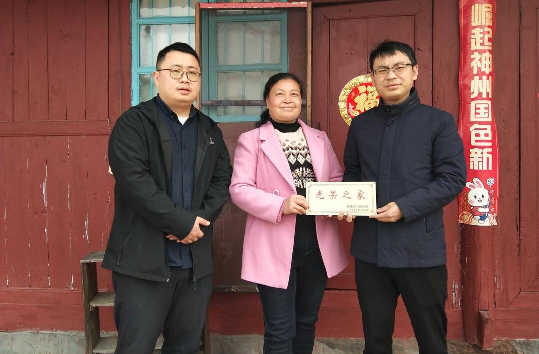 青春再接力，軍魂代代傳