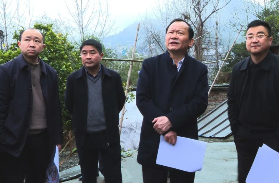 劉曉明調(diào)研AAAAA景區(qū)游客集散中心項(xiàng)目建設(shè)情況
