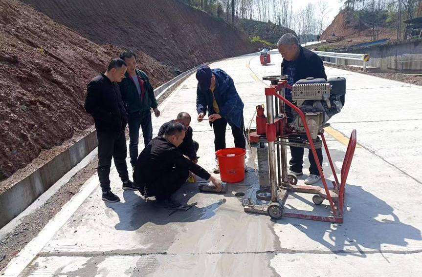 通车！洪江区这条农村公路交付使用
