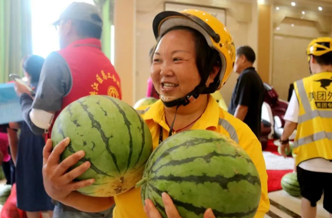 夏送清涼 喜氣洋洋