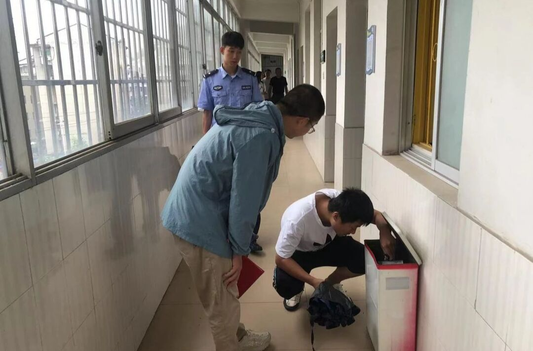 開展校園安全檢查 筑牢校園安全防線