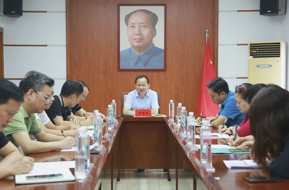 劉曉明：推進(jìn)“一站式”服務(wù)平臺建設(shè) 為洪江區(qū)經(jīng)濟(jì)社會高質(zhì)量發(fā)展?fàn)I造良好營商環(huán)境