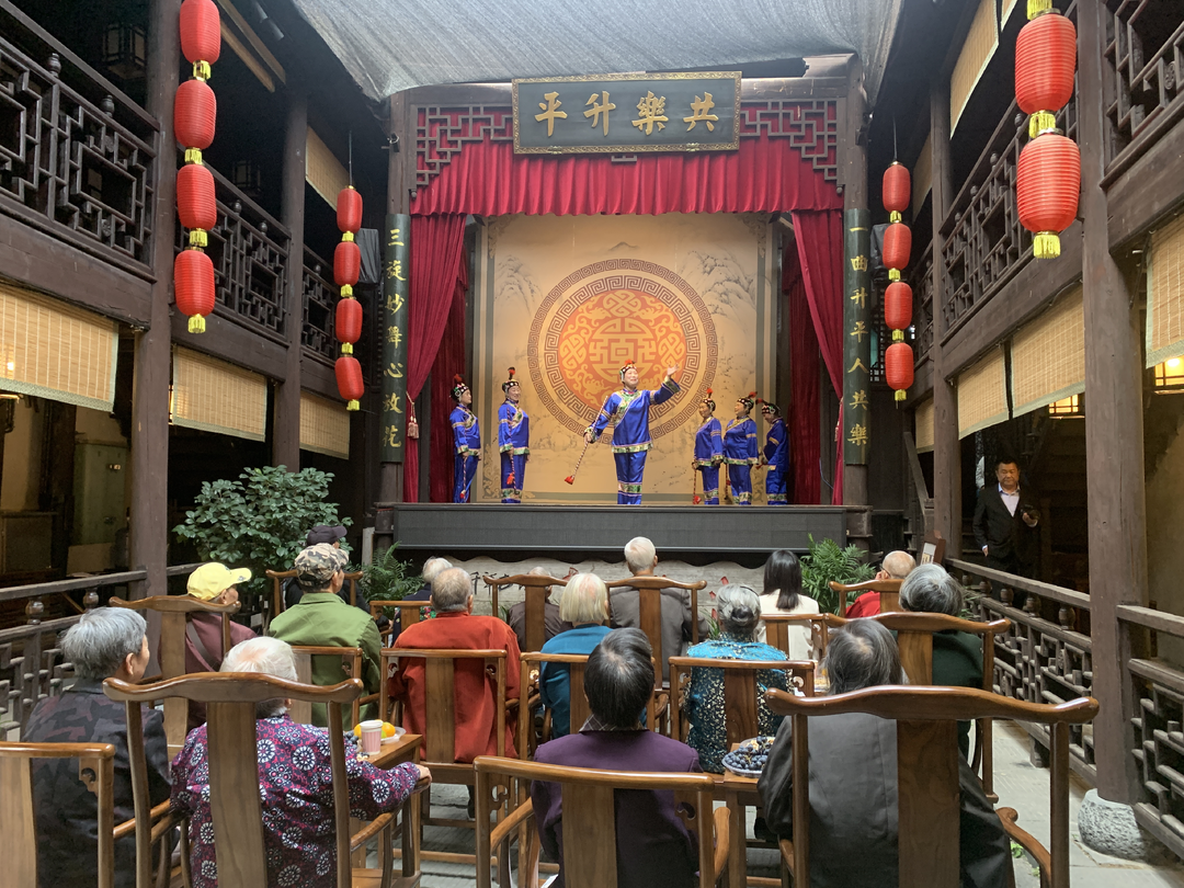 健康茶話會，搭建老年人溝通交流平臺