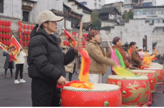 節(jié)目火熱排練中......