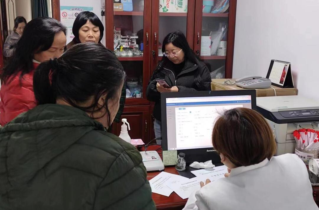 免費！洪江區(qū)“兩癌”檢查正在進行中