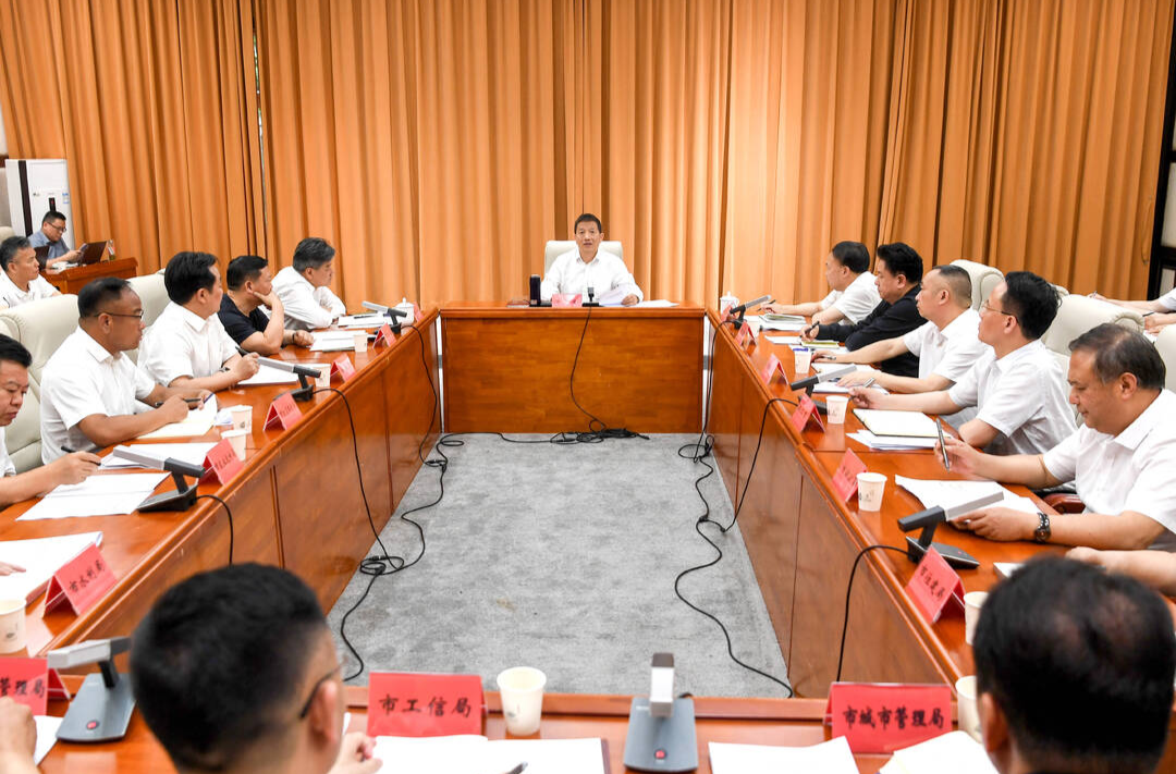 許忠建：扛牢生態(tài)環(huán)保政治責(zé)任 堅(jiān)決有力抓好問題整改
