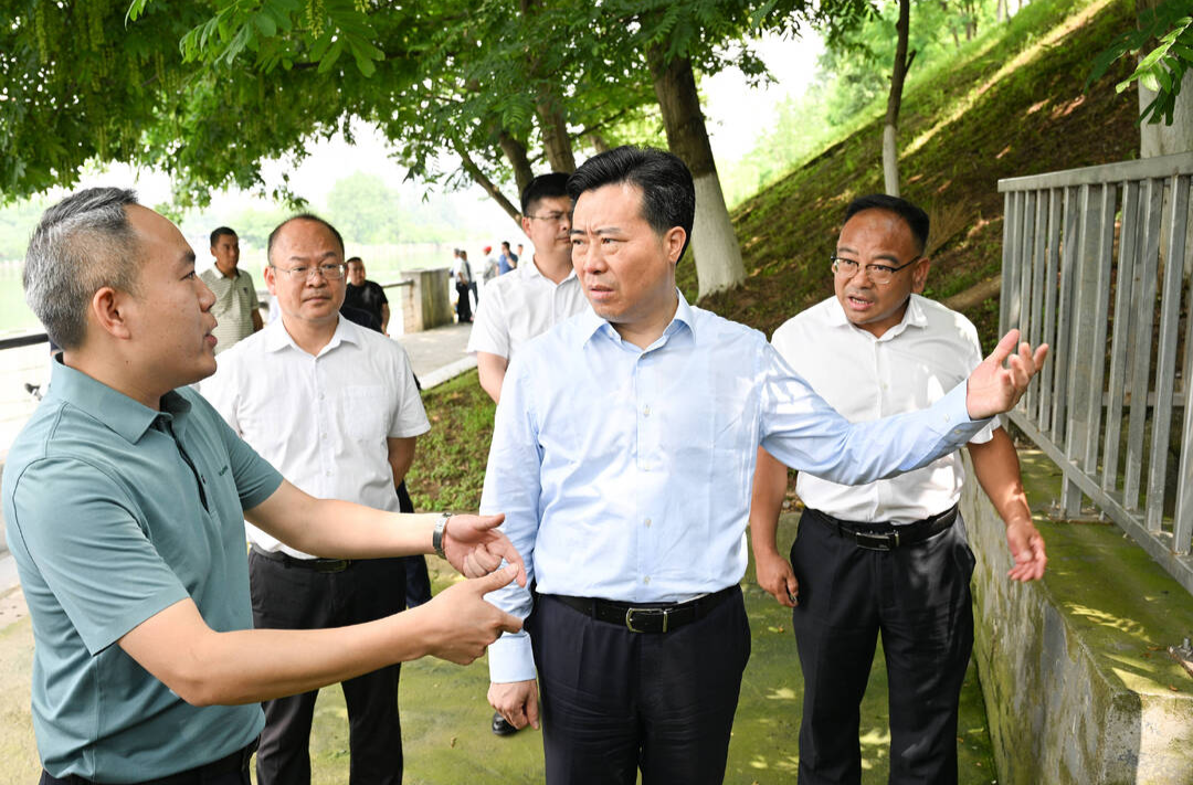 黎春秋：堅(jiān)決有力抓好生態(tài)環(huán)保問(wèn)題整改 持續(xù)改善提升水生態(tài)環(huán)境