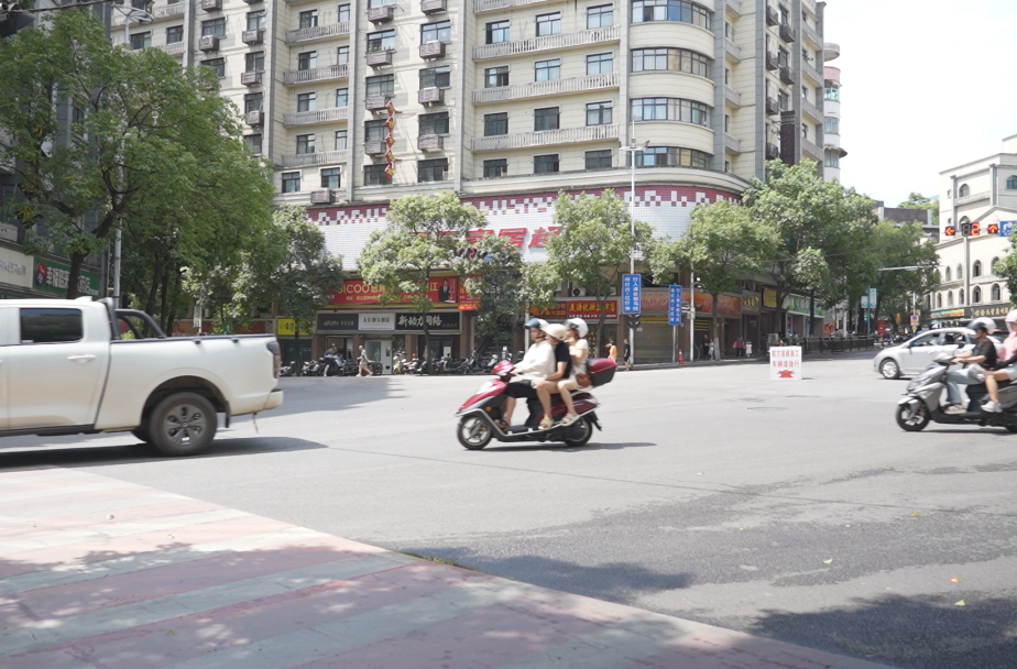 高溫來(lái)襲！洪江區(qū)氣象局發(fā)布高溫橙色預(yù)警
