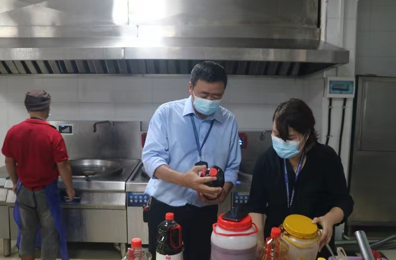 嚴把食品關，護航開學“第一餐”