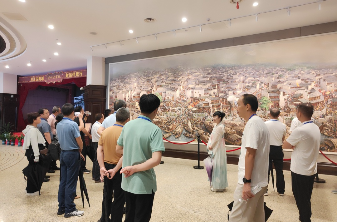 湖南14市州文旅局長走進洪江古商城，共探文旅融合新方向