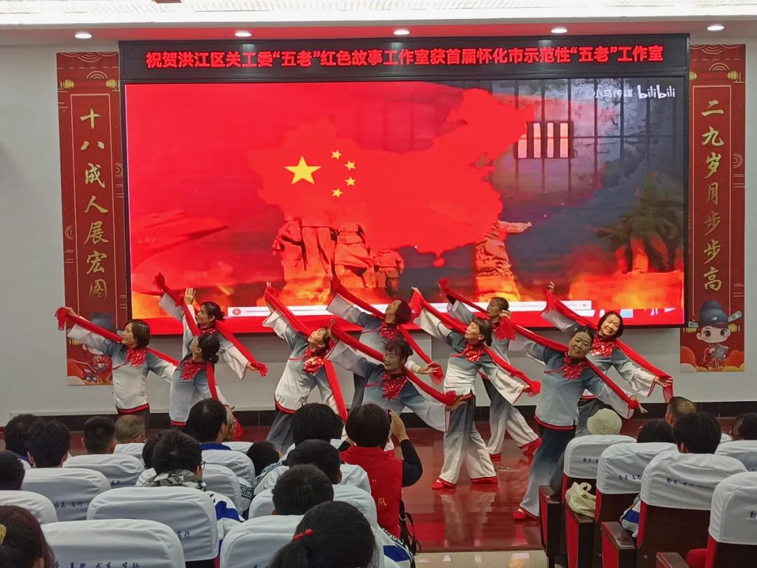 他們的到來，讓同學(xué)們好感動(dòng)！
