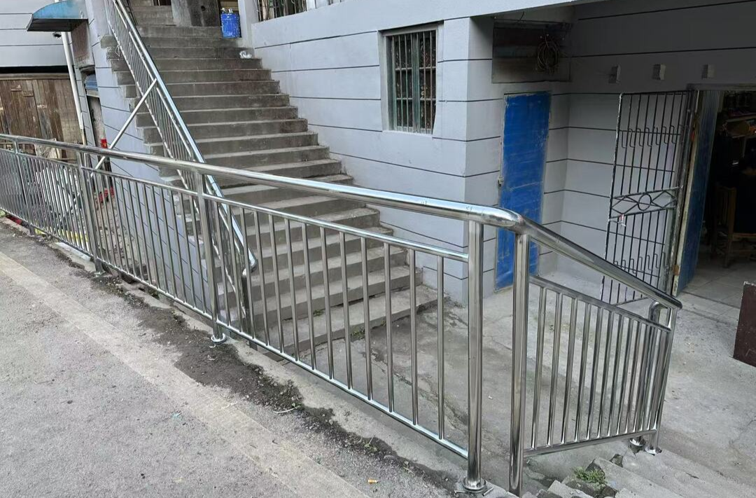 小小防護(hù)欄，大大安全感