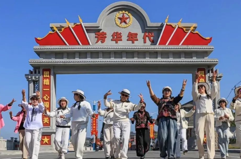 芳華如歌，這個(gè)“三八”婦女節(jié)帶你穿越激情燃燒的歲月