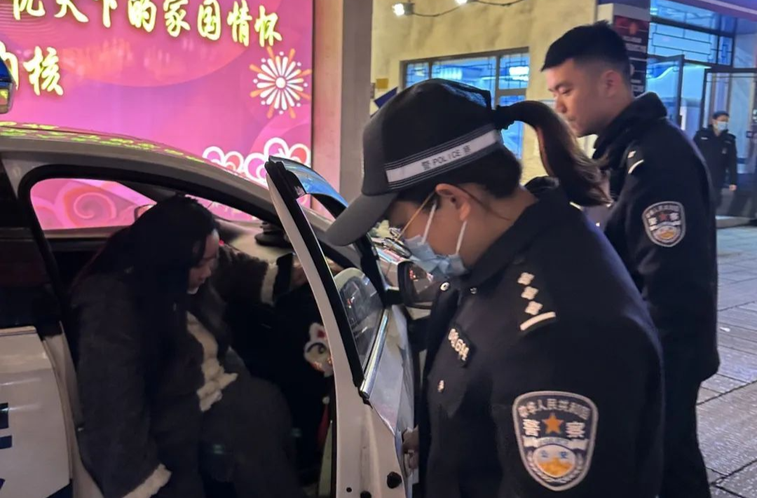 有景更有“警”，洪江區(qū)公安繪就景區(qū)最美“警”色