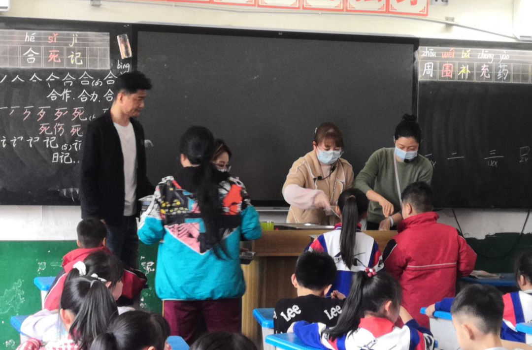 家長“打卡”學校，這場"食堂開放日"活動有看頭！