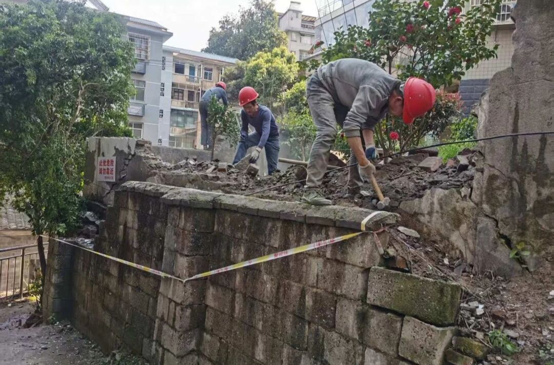 修繕危墻清隱患，為民解憂保安全