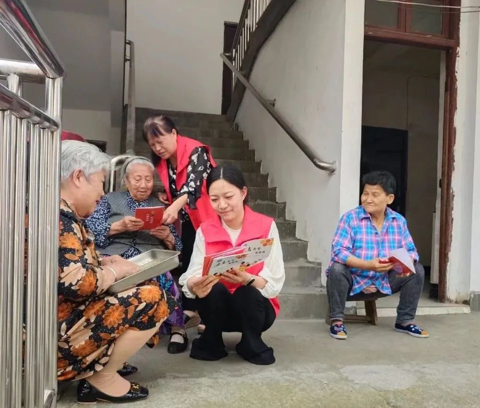 這些定制小本本內(nèi)容真實(shí)用！