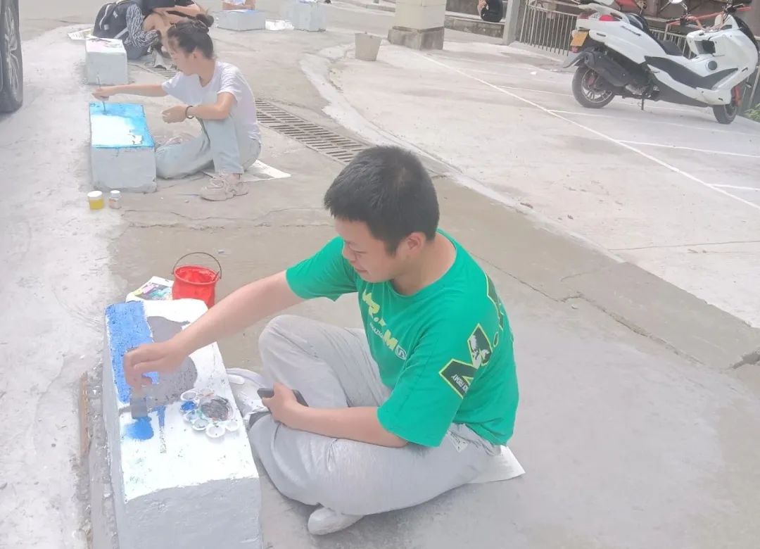 童心巧手繪家園