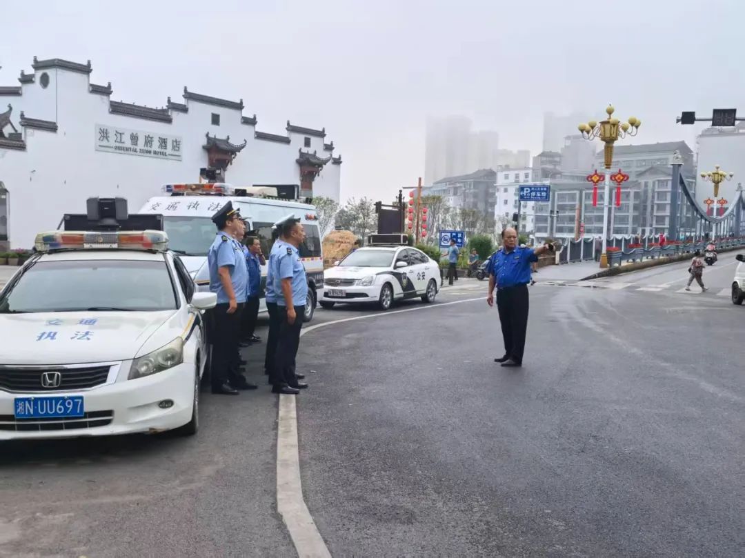 洪江区新民路从8月1日起实施摩托车禁停